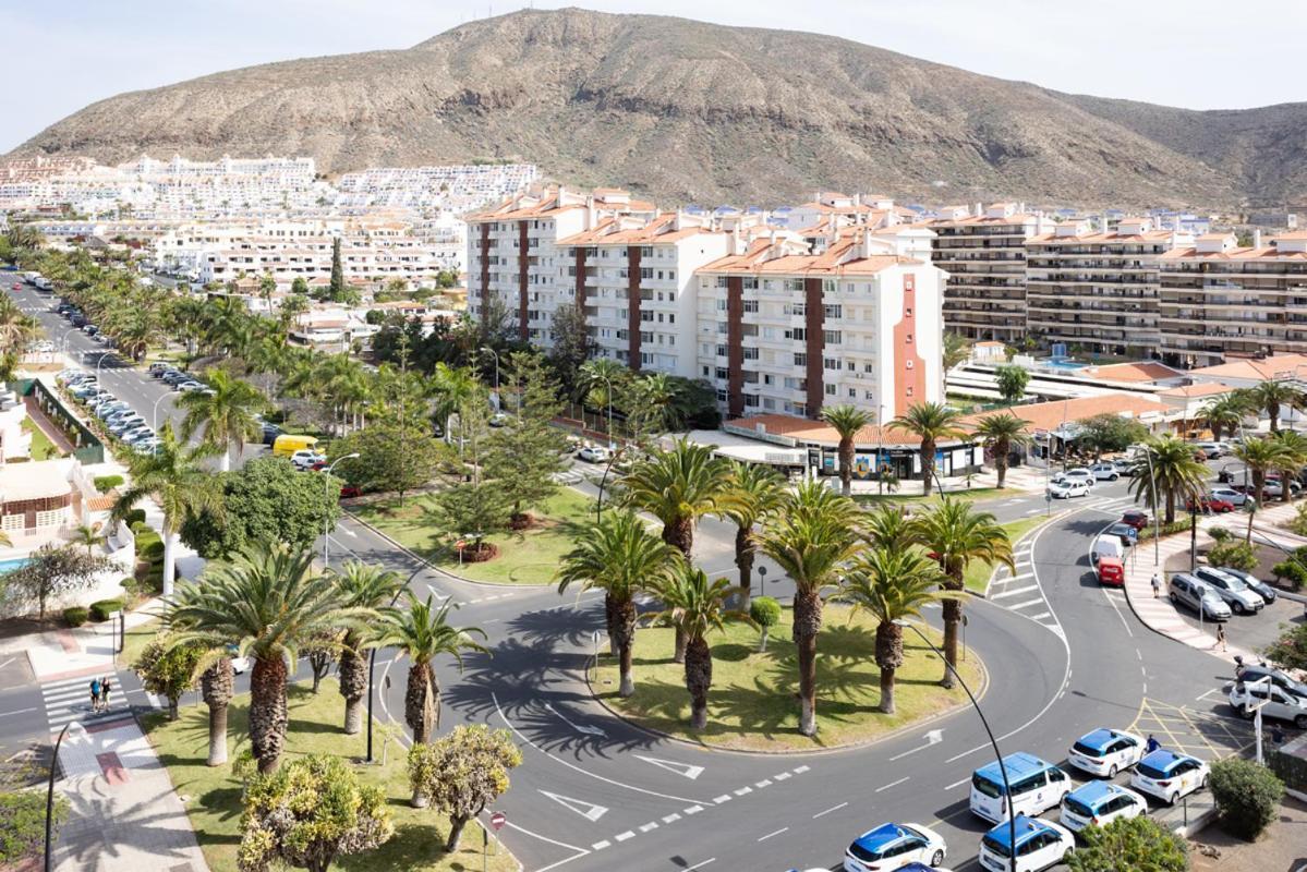Comodoro- Ravel ลอส กริสเตียนอส ภายนอก รูปภาพ