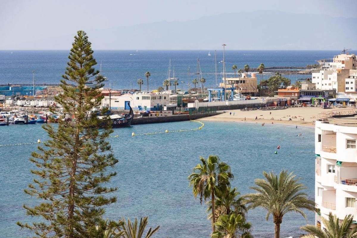 Comodoro- Ravel ลอส กริสเตียนอส ภายนอก รูปภาพ